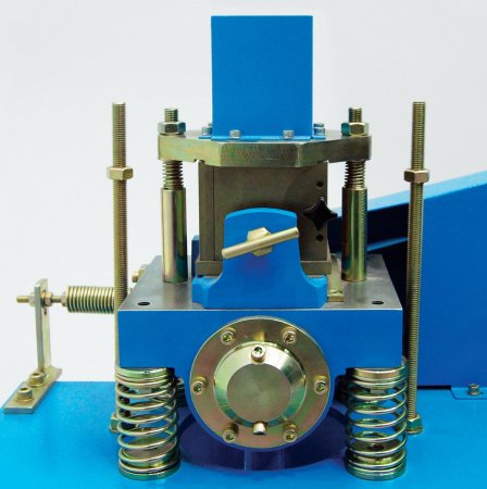 UTCM 0930 Vibrating Machine 2