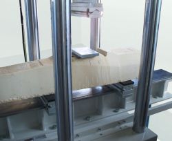 Статическая испытательная машина для железнодорожных шпал и бетонных несущих конструкций